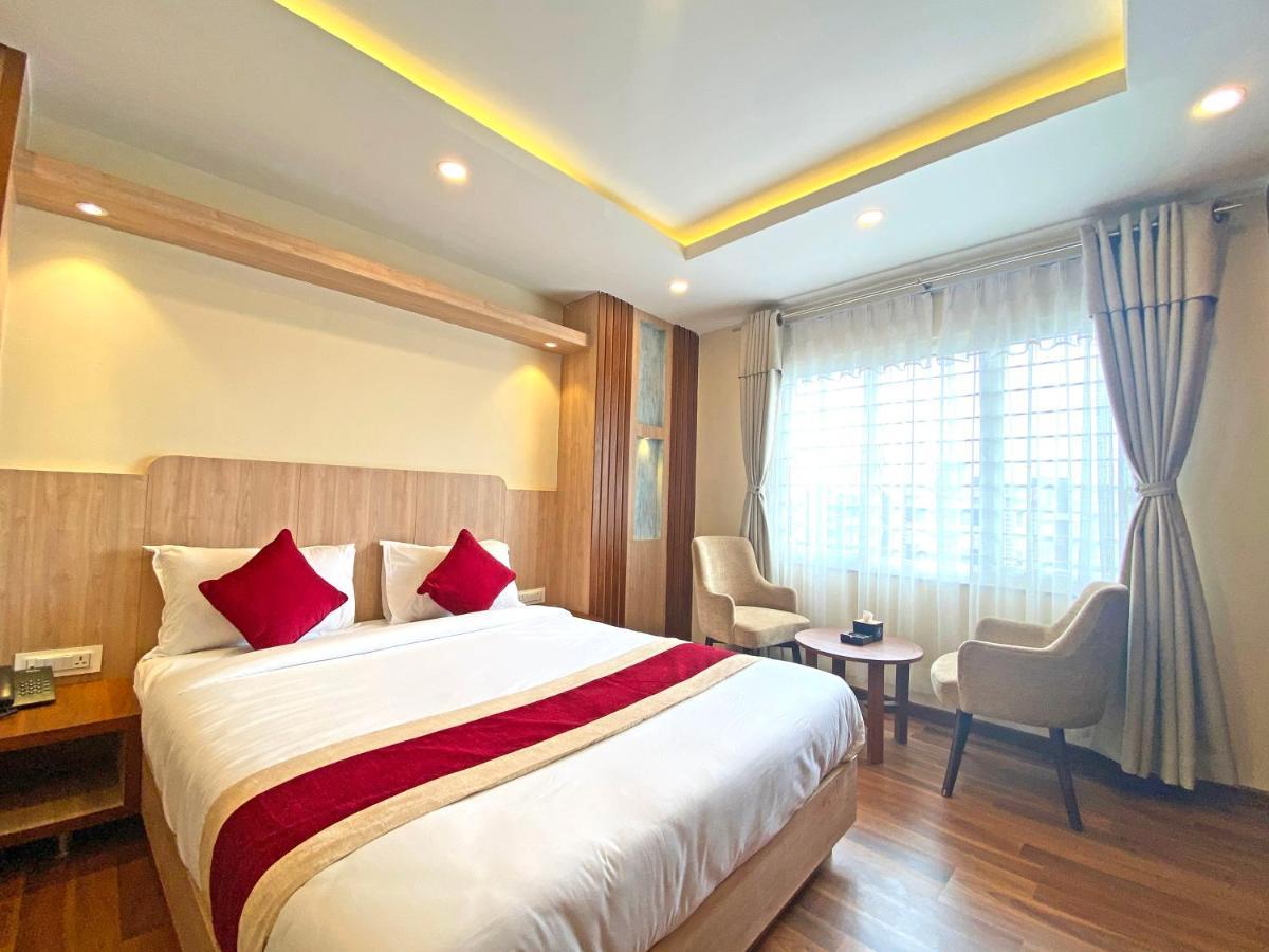 Hotel Nilakantha Pvt. Ltd Kathmandu Exteriör bild