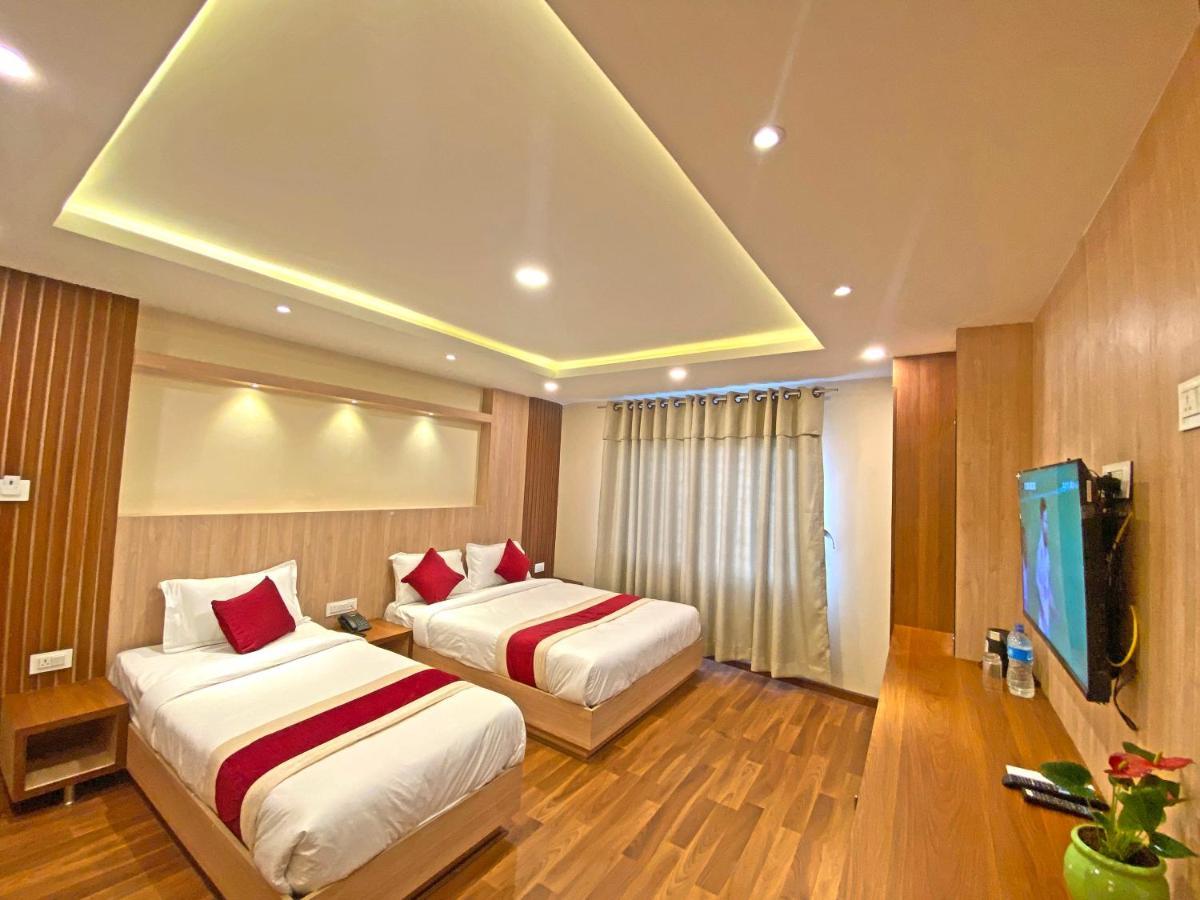 Hotel Nilakantha Pvt. Ltd Kathmandu Exteriör bild