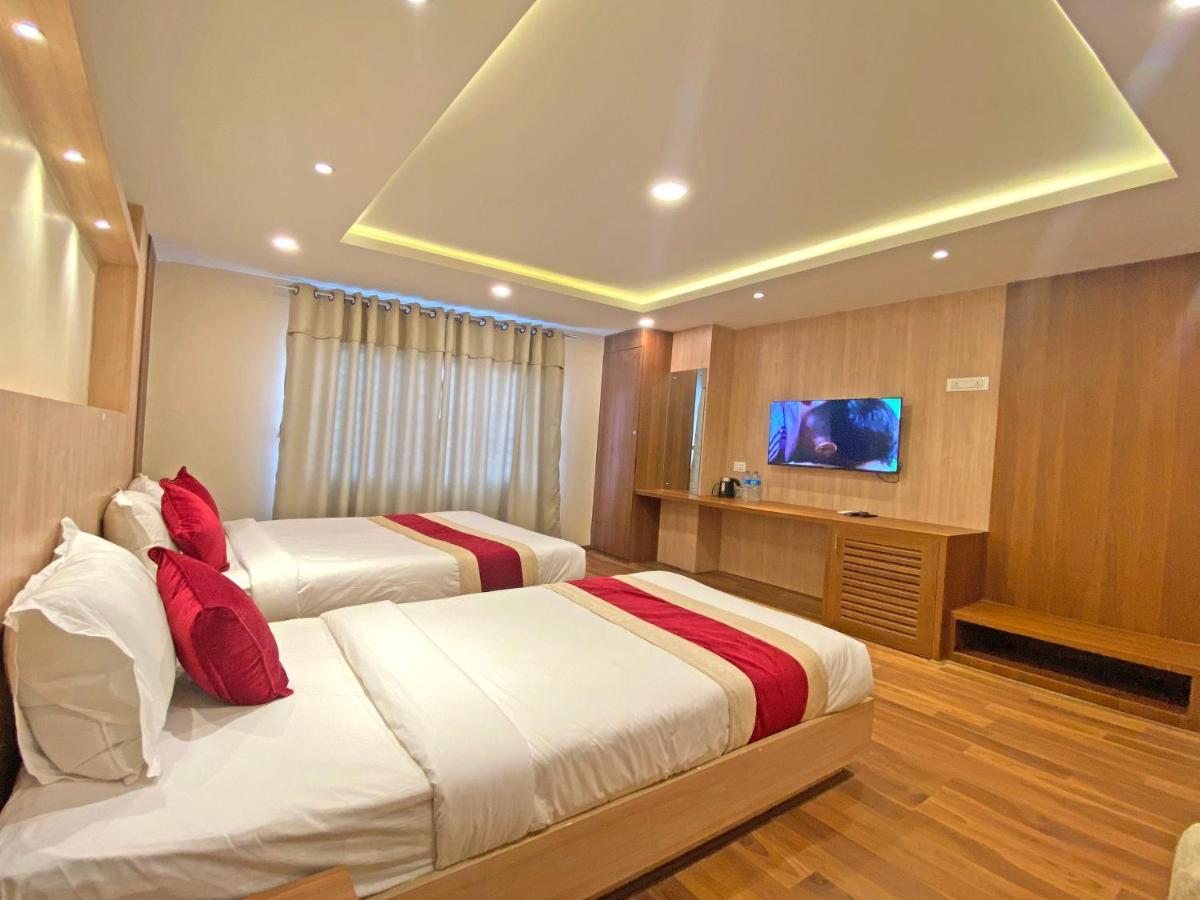 Hotel Nilakantha Pvt. Ltd Kathmandu Exteriör bild