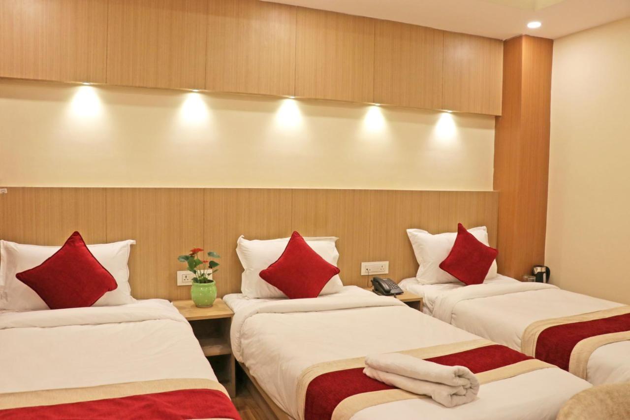 Hotel Nilakantha Pvt. Ltd Kathmandu Exteriör bild