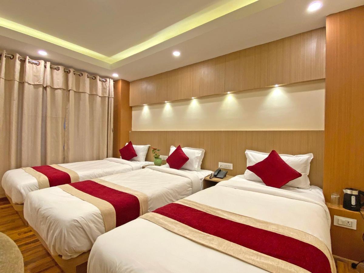 Hotel Nilakantha Pvt. Ltd Kathmandu Exteriör bild