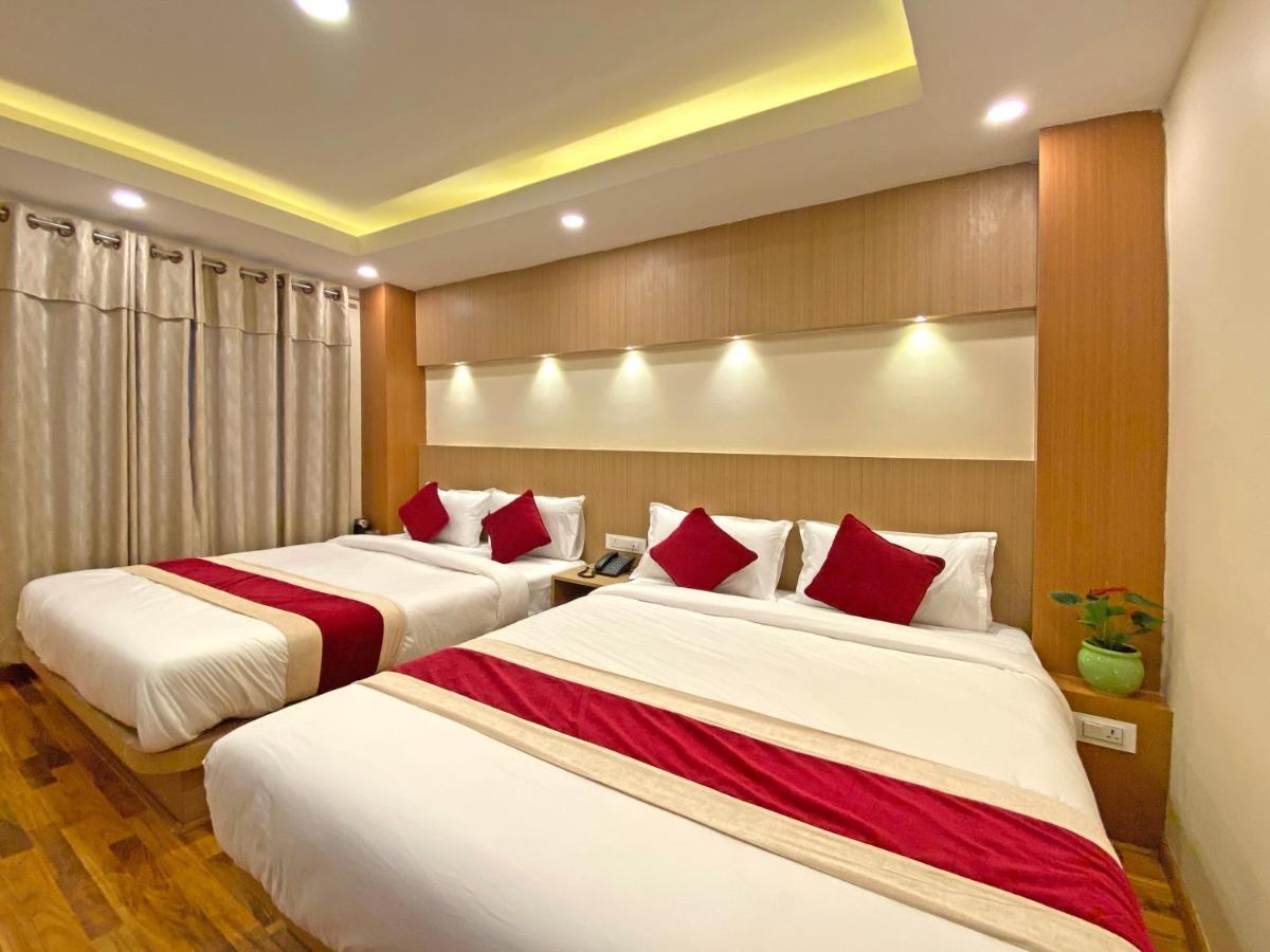 Hotel Nilakantha Pvt. Ltd Kathmandu Exteriör bild