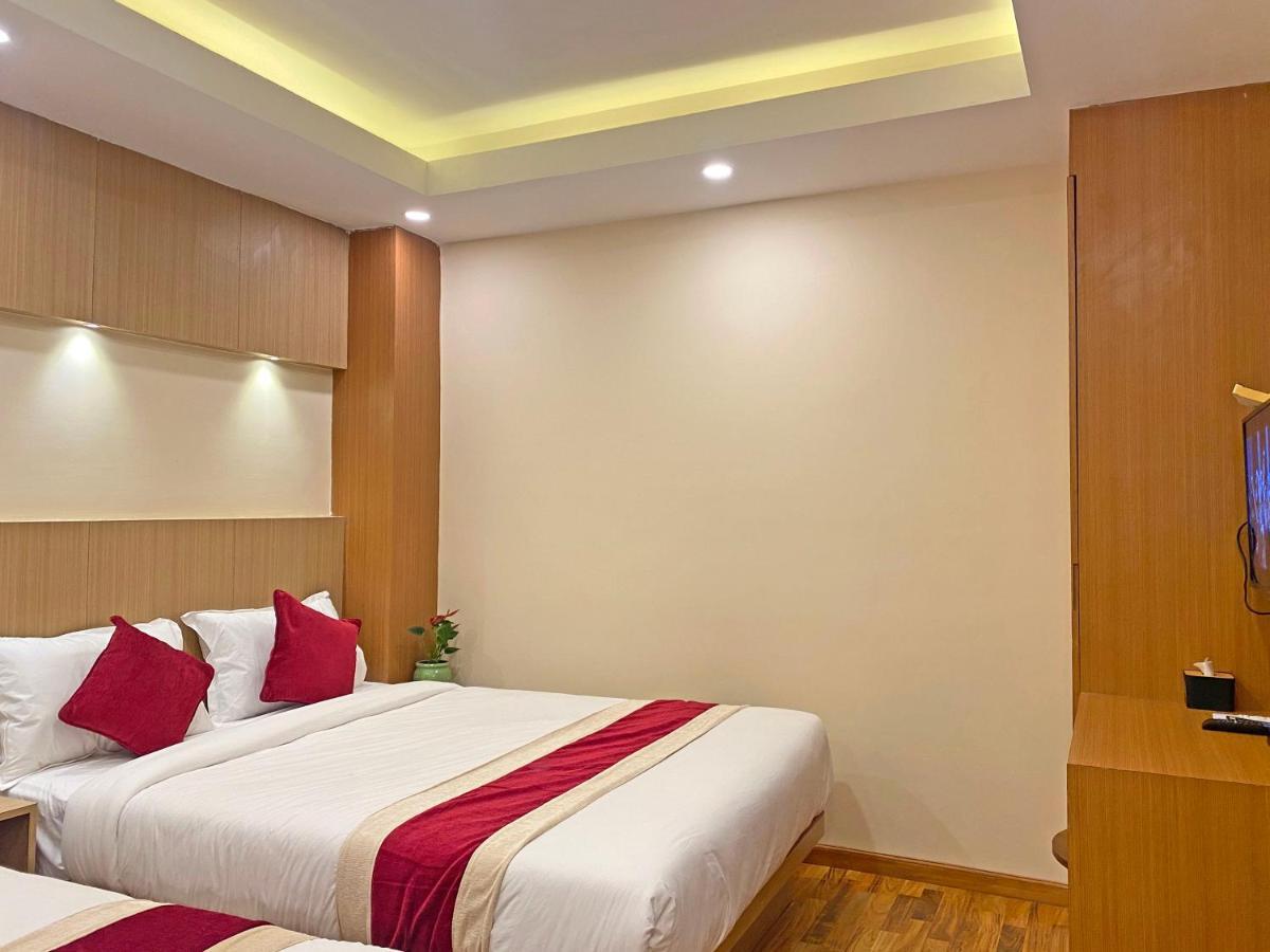 Hotel Nilakantha Pvt. Ltd Kathmandu Exteriör bild