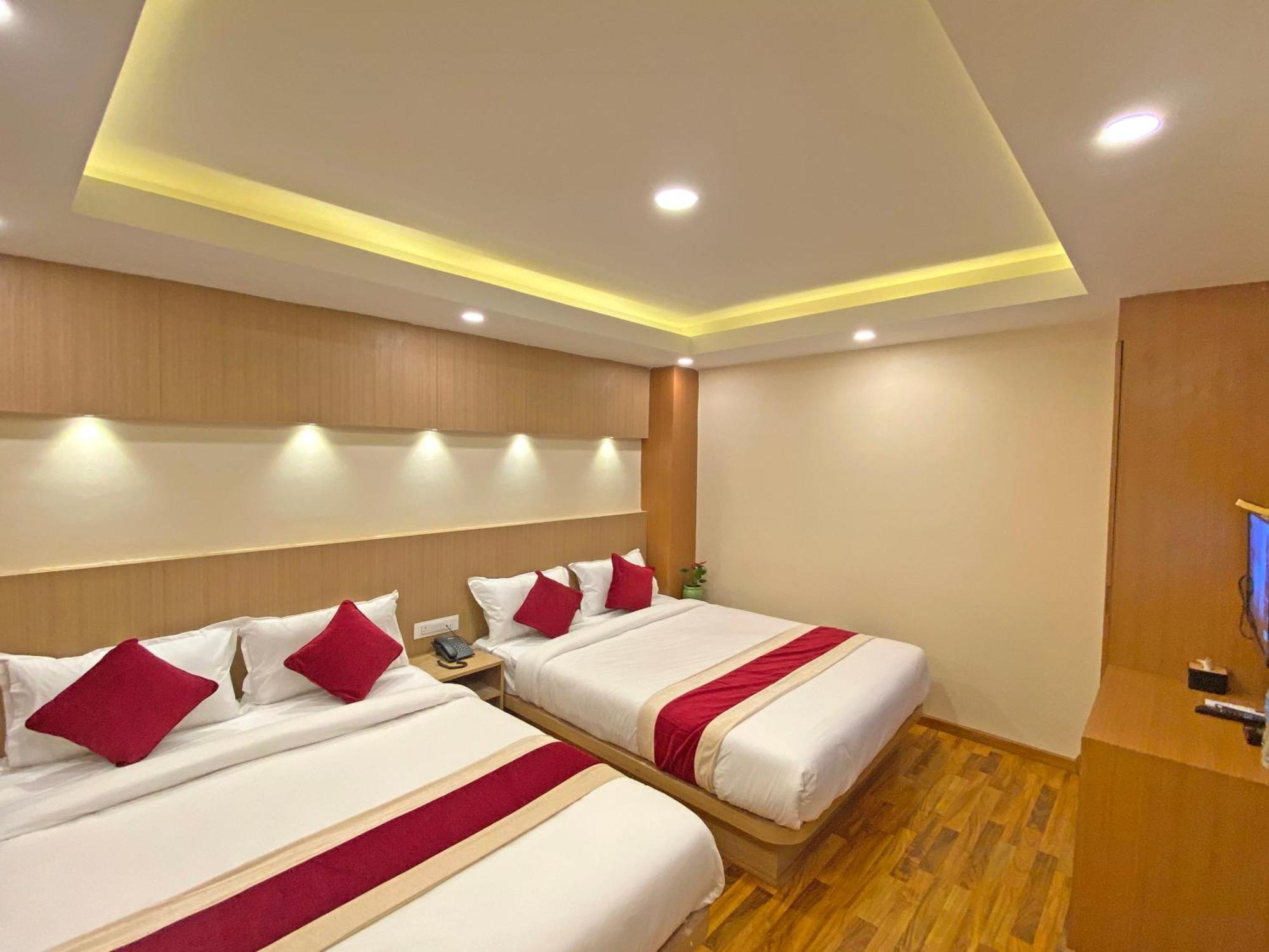 Hotel Nilakantha Pvt. Ltd Kathmandu Exteriör bild